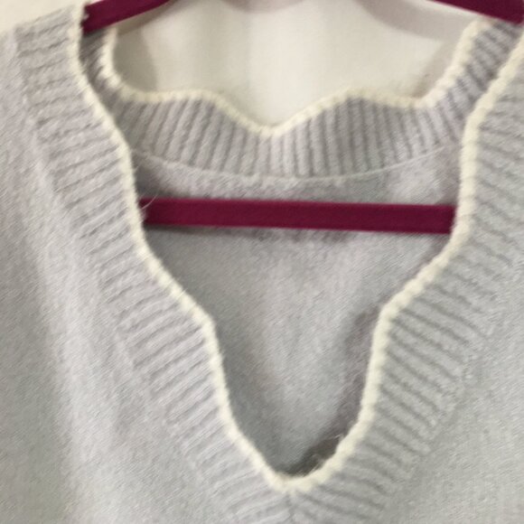 Cute Ruffle Edge Sweater - Picture 3 of 4